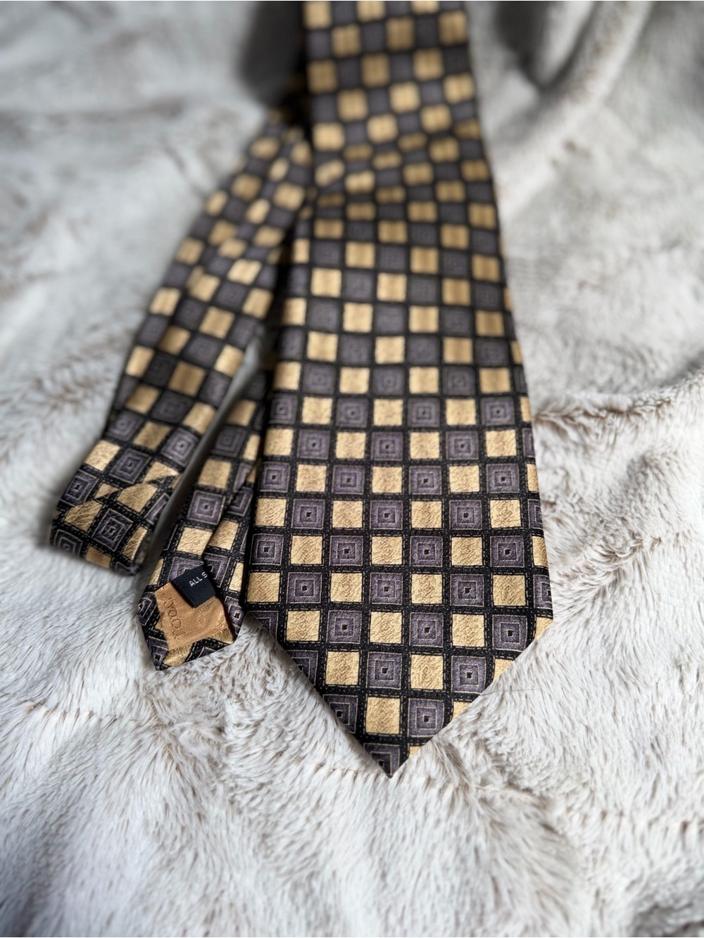 Men's Checkerboard Silk Tie in Gold and Brown